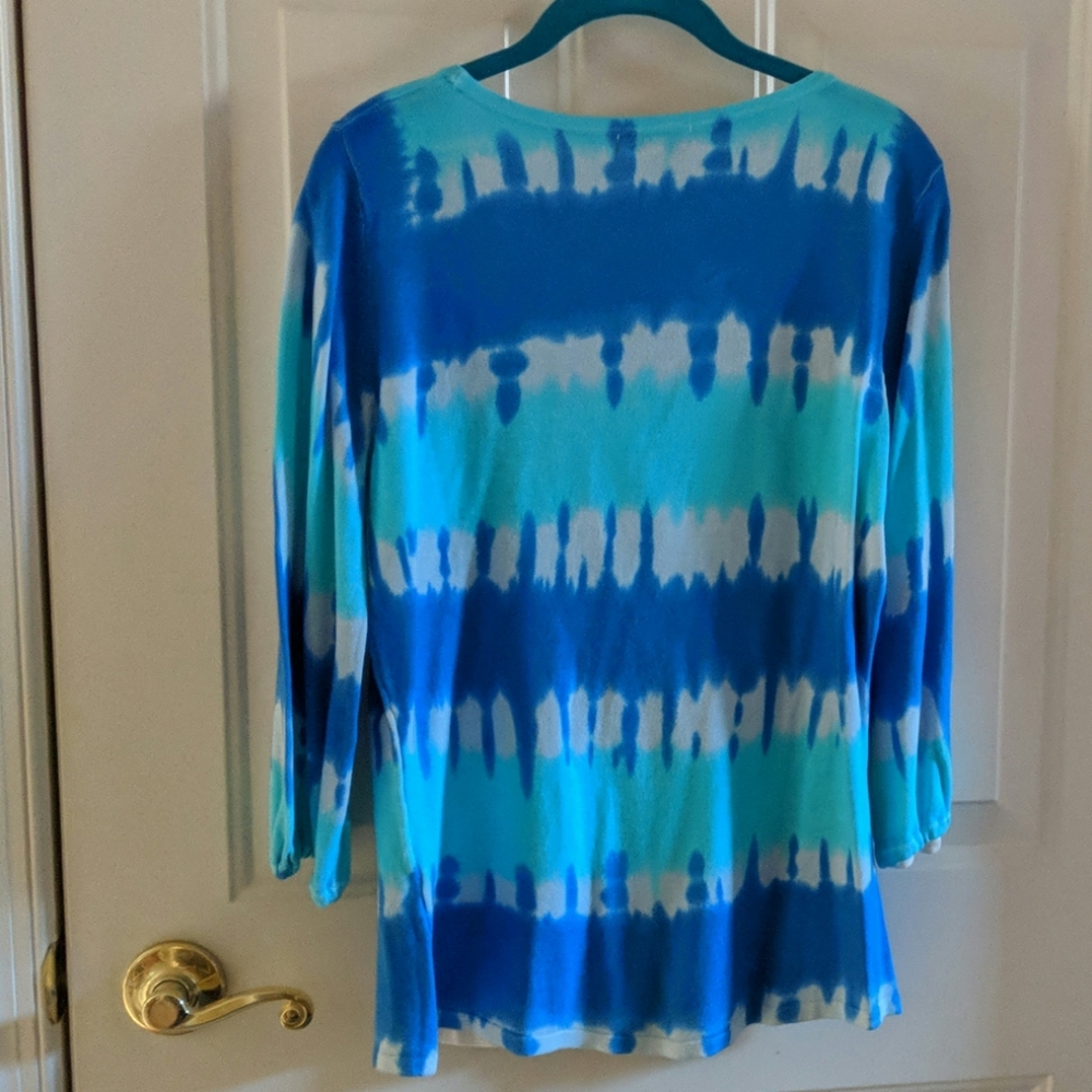 Sweater - Picture 2 of 3